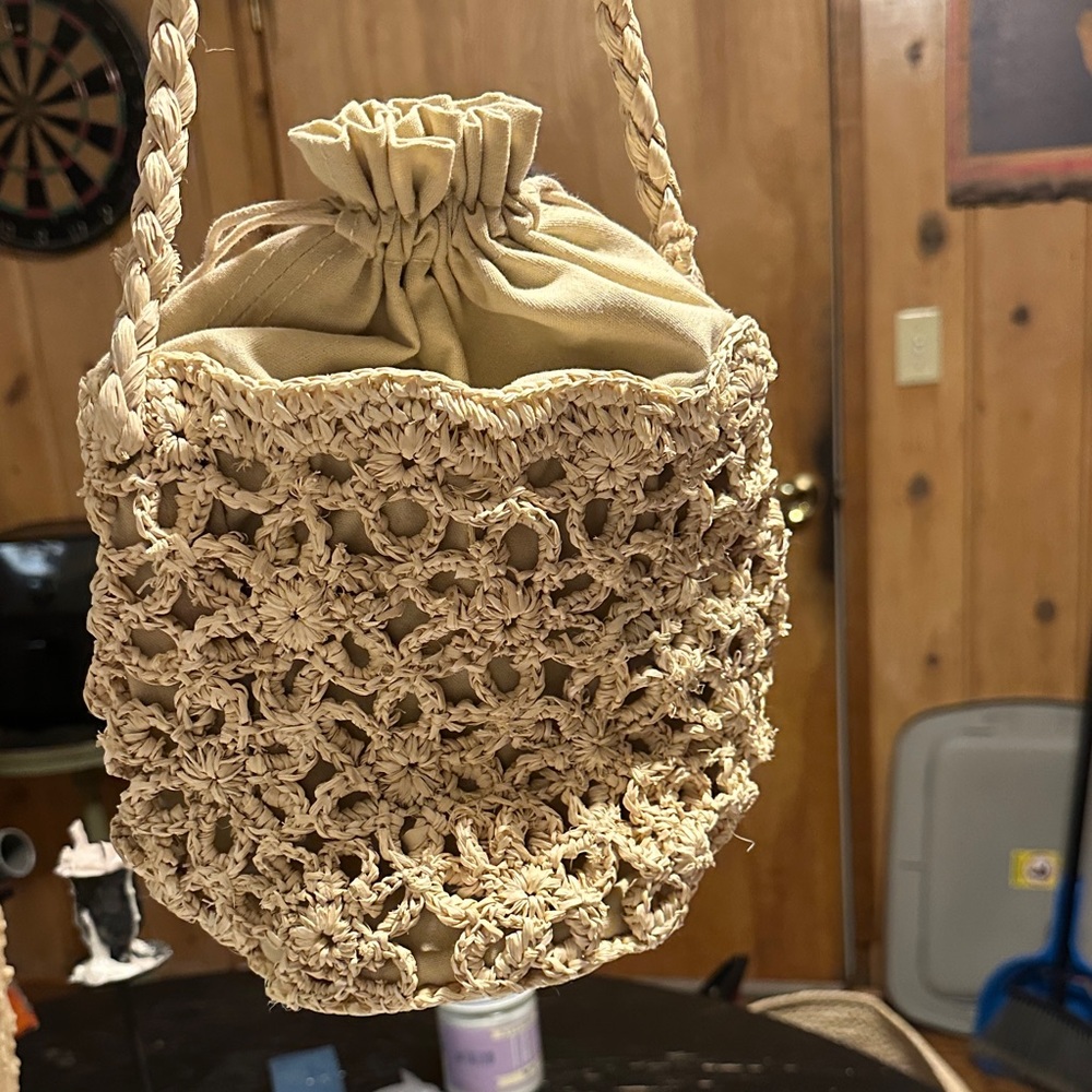 Kayu woven bag